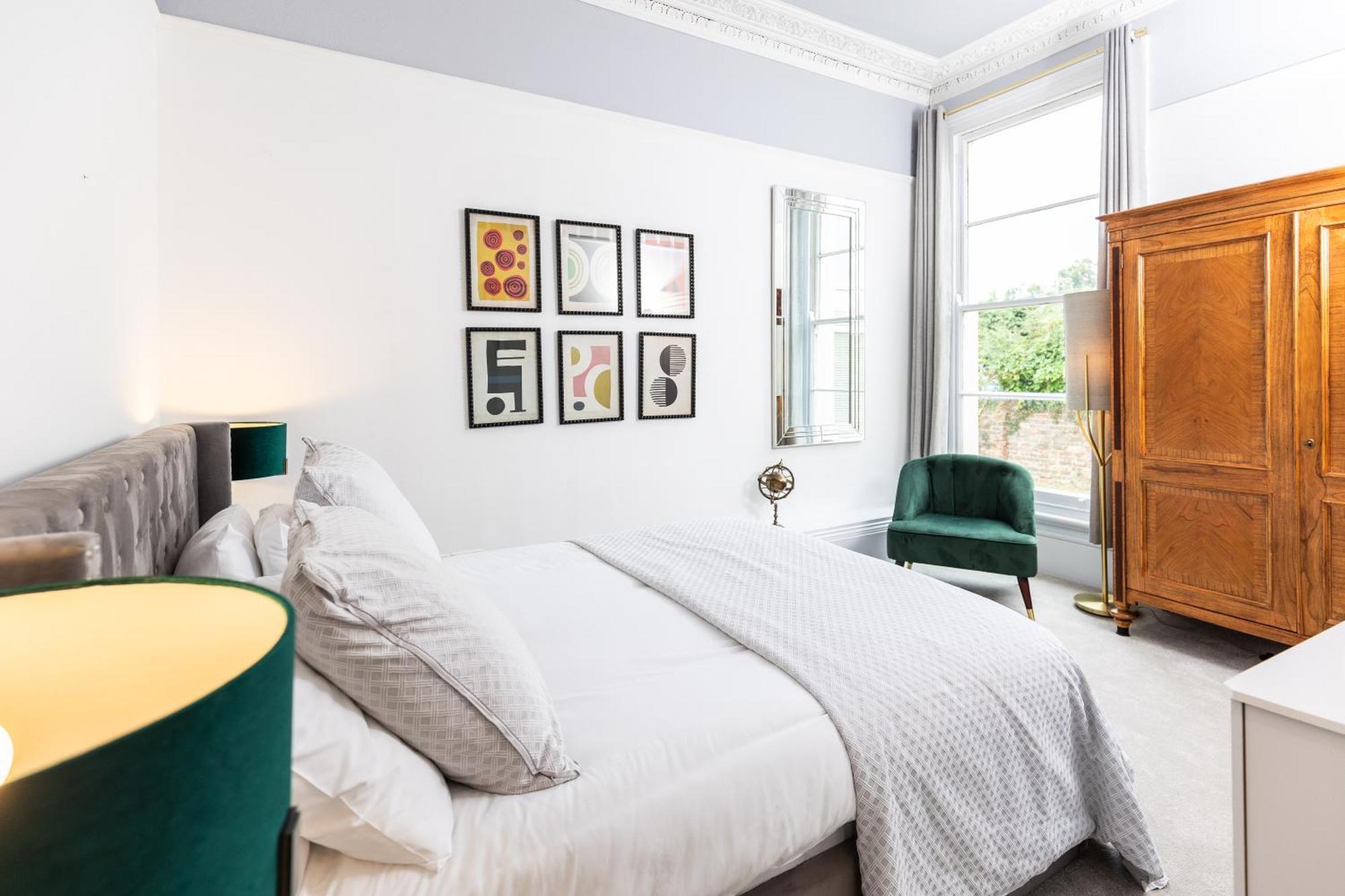 10 Sydenham - By Luxury Apartments Cheltenham Esterno foto