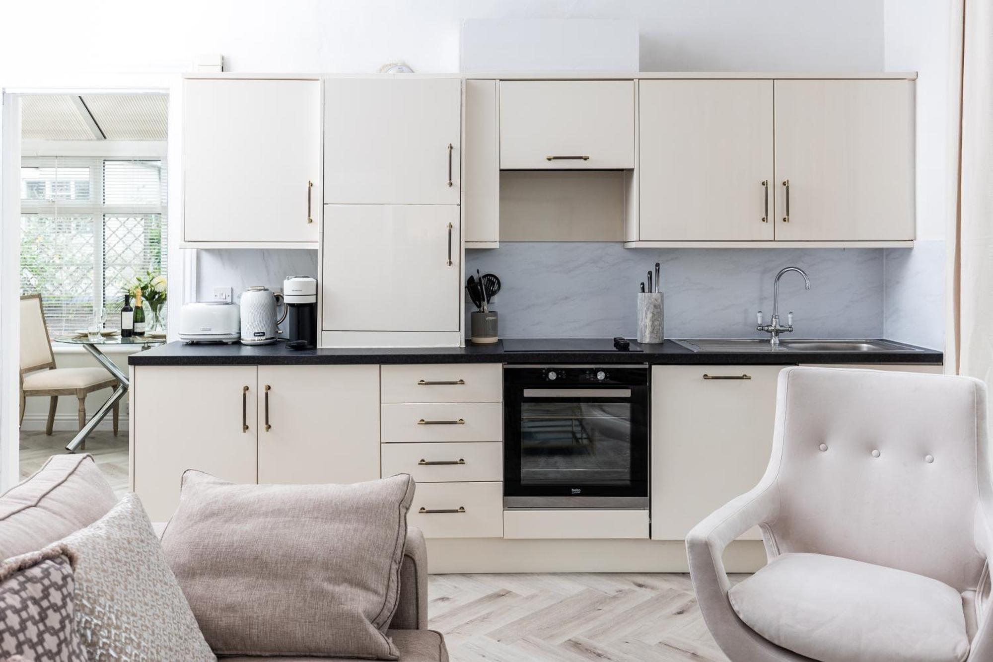 10 Sydenham - By Luxury Apartments Cheltenham Esterno foto
